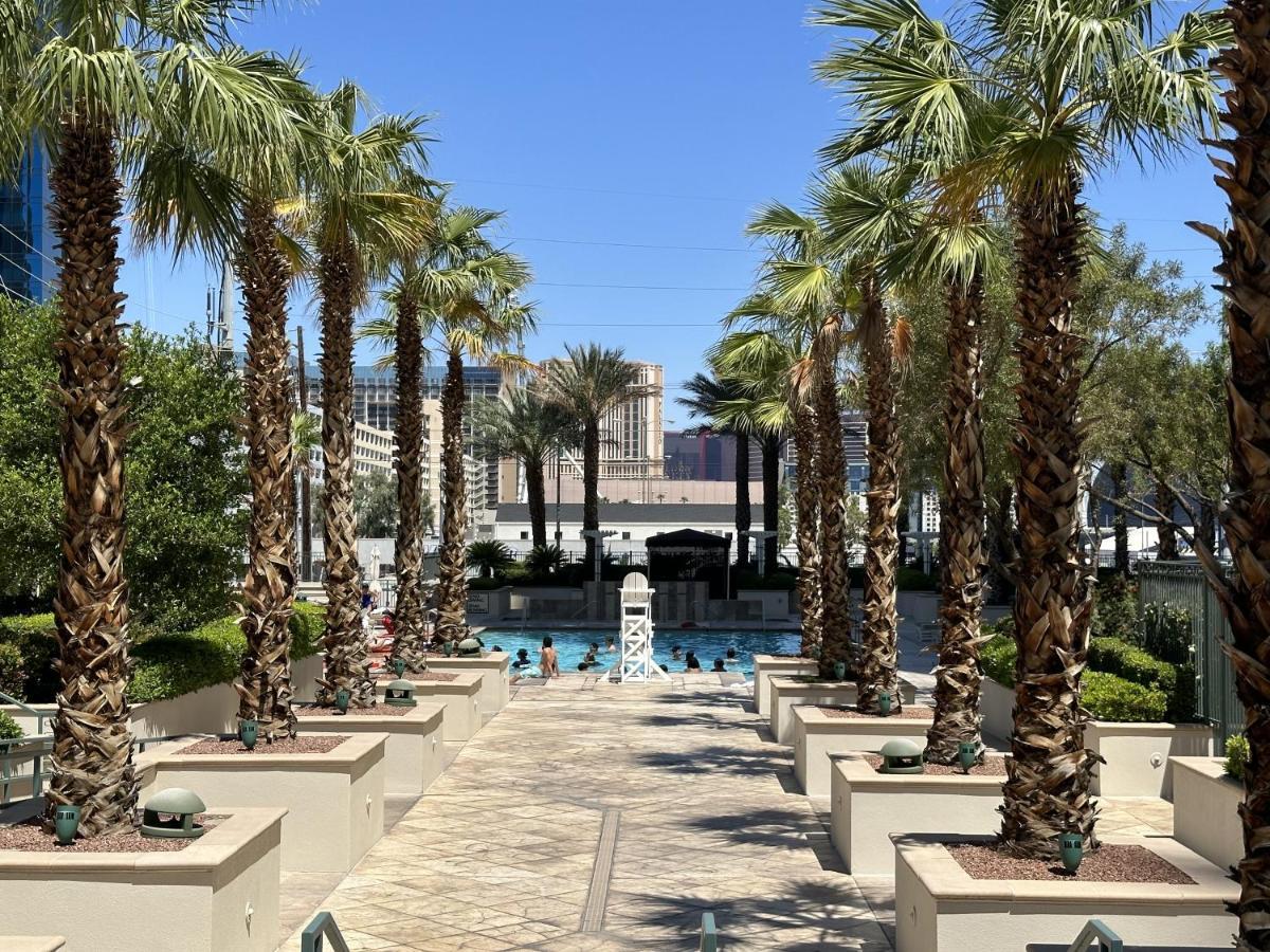Mgm Signature Deluxe Balcony Strip View Suite Las Vegas Exterior foto